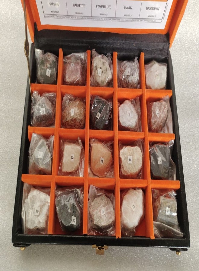 روكسمينز مجموعة روكسمنز RM20WB-برتقالي أسود، تضم 20 صخرة ومعدنًا في صندوق خشبي فاخر وثقيل باللونين البرتقالي والأسود. تحتوي على عينات كبيرة من الصخور النارية والرسوبية والمتحولة والمعادن، وهي مناسبة لمجموعة تعليمية. - Image 5